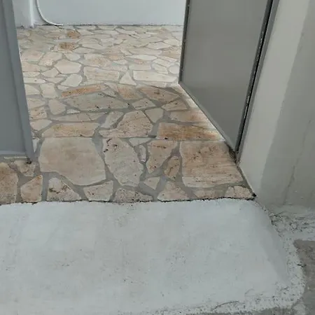δ5-τα του δασκάλου Daire
